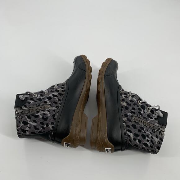 $130 Sperry Top-Sider Syren Gulf Duck Boots 5.5 Gray Black Textile Cheetah Print - Picture 4 of 9